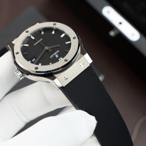Đồng Hồ Hublot Classic Fusion Titanium Màu Đen Replica 11 Máy SW300 Dây Cao Su 42mm (2)