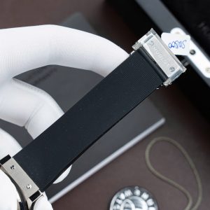 Đồng Hồ Hublot Classic Fusion Titanium Màu Xám Chế Tác Máy SW300 Thuỵ Sỹ Dây Cao Su 42mm (2)