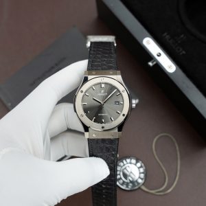 Đồng Hồ Hublot Classic Fusion Titanium Màu Xám Chế Tác Máy SW300 Thuỵ Sỹ Nặng 84Gram 42mm (2)