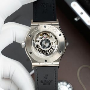 Đồng Hồ Hublot Classic Fusion Titanium Màu Xám Chế Tác Máy SW300 Thuỵ Sỹ Nặng 84Gram 42mm (2)