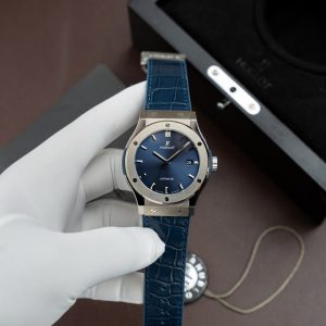 Đồng Hồ Hublot Classic Fusion Titanium Màu Xanh Blue Rep 11 Máy SW300 Dây Da Cá Sấu 42mm (2)