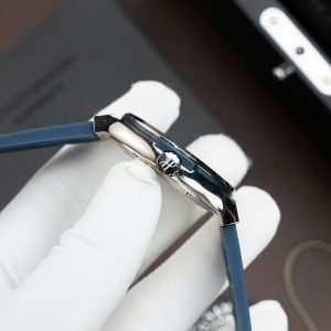 Đồng Hồ Hublot Classic Fusion Titanium Màu Xanh Blue Tinh Chỉnh Máy SW300 Dây Cao Su 42mm (2)