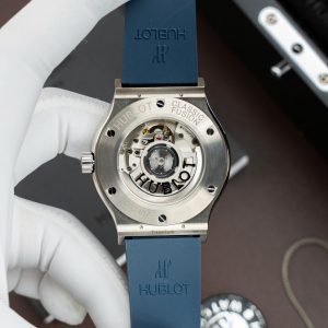 Đồng Hồ Hublot Classic Fusion Titanium Màu Xanh Blue Tinh Chỉnh Máy SW300 Dây Cao Su 42mm (2)