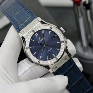Đồng Hồ Hublot Classic Fusion Titanium Nam Đính Đá Hai Hàng Rep 11 Xưởng HB 42mm (2)