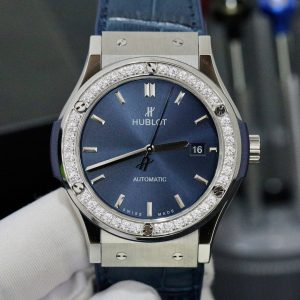 Đồng Hồ Hublot Classic Fusion Titanium Nam Đính Đá Một Hàng Rep 11 Xưởng HB 42mm (3)