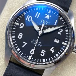 Đồng Hồ IWC Schaffhausen Pilot's Mark XX Mặt Số Đen Replica Xưởng ZM 40mm (1)