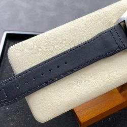 Đồng Hồ IWC Schaffhausen Pilot's Mark XX Mặt Số Đen Replica Xưởng ZM 40mm (1)