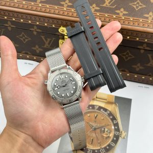 Đồng Hồ Omega Seamaster Diver 300m Replica 11 Màu Xám Xưởng VS 42mm (2)