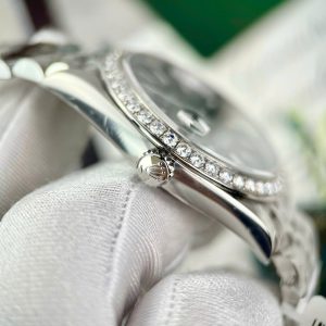 Đồng Hồ Rolex DateJust Mặt Xanh Lá Cây Chế Tác Viền Đính Kim Cương Nhân Tạo 41mm (2)