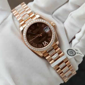Đồng Hồ Rolex DateJust Nữ Mặt Chocolate Chế Tác Bọc Vàng Đính Moissanite 31mm (2)