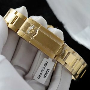 Đồng Hồ Rolex Daytona Mặt Thiên Thạch Chế Tác Bọc Vàng Thật + Đính Kim Cương Nhân Tạo Baguette 40mm (2)