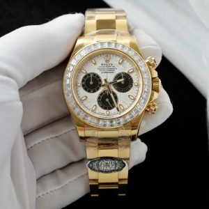 Đồng Hồ Rolex Daytona Mặt Thiên Thạch Chế Tác Bọc Vàng Thật + Đính Kim Cương Nhân Tạo Baguette 40mm (2)