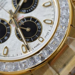 Đồng Hồ Rolex Daytona Mặt Thiên Thạch Chế Tác Bọc Vàng Thật + Đính Kim Cương Nhân Tạo Baguette 40mm (2)