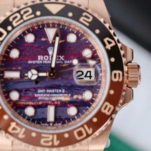Đồng Hồ Rolex GMT-Master II 126715CHNR Replica 11 Mạ Vàng Hồng Mặt Đá Mắt Hổ 40mm (2)