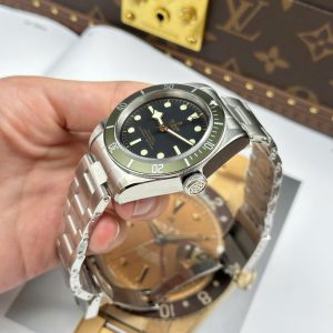 Đồng Hồ Tudor Black Bay Harrods M79230G Replica 11 Viền Xanh Lá Cây Xưởng ZF 41mm (2)