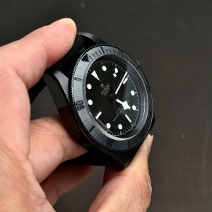 Đồng hồ Tudor Black Bay Ceramic M79210CNU Mặt Số Đen Replica Cao Cấp 41mm (1)