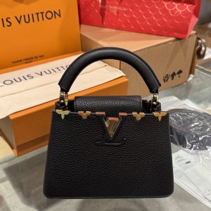 Túi Xách Louis Vuitton LV Capucines Mini Màu Đen Like Auth 21x14x8cm (2)