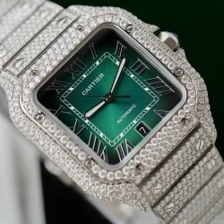 Đồng Hồ Cartier Santos Chế Tác Đính Full Kim Cương Moissanite Mặt Xanh Lá Cây Xưởng BV 39 (2)