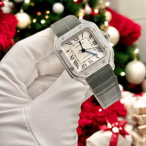 Đồng Hồ Cartier Santos Nữ Mặt Trắng Chế Tác Đính Kim Cương Moissanite Xưởng BV 35mm (2)