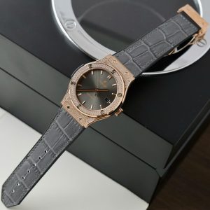 Đồng Hồ Hublot Classic Fusion King Gold Replica 11 Mặt Xám Đính Đá Xưởng HB 42mm (2)