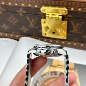 Đồng Hồ Omega Speedmaster Silver Snoopy 50th Anniversary Chế Tác Khoá Mới 42mm (2)