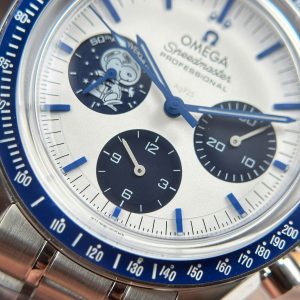Đồng Hồ Omega Speedmaster Silver Snoopy 50th Anniversary Chế Tác Khoá Mới 42mm (2)