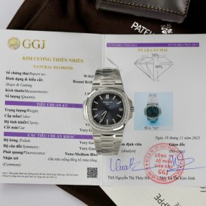 Đồng Hồ Patek Philippe Nautilus 5711 Mặt Xanh Chế Tác Viền Đính Kim Cương Tự Nhiên 40mm (2)