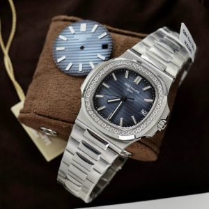 Đồng Hồ Patek Philippe Nautilus 5711 Mặt Xanh Chế Tác Viền Đính Kim Cương Tự Nhiên 40mm (2)