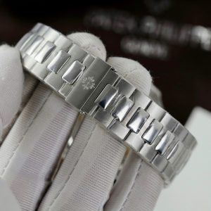 Đồng Hồ Patek Philippe Nautilus 5711 Mặt Xanh Chế Tác Viền Đính Kim Cương Tự Nhiên 40mm (2)