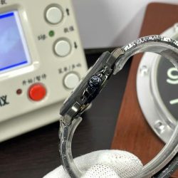 Đồng Hồ Patek Philippe Nautilus 5711 Rep 11 Chế Tác Carbon Mặt Xanh Tiffany 40mm (5)