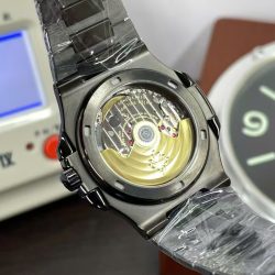 Đồng Hồ Patek Philippe Nautilus 5711 Rep 11 Chế Tác Carbon Mặt Xanh Tiffany 40mm (5)