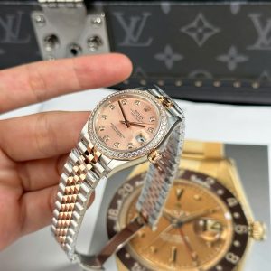 Đồng Hồ Rolex DateJust Chế Tác Nữ Mặt Hồng Viền Đính Đá Nhà Máy THB 31mm (1)