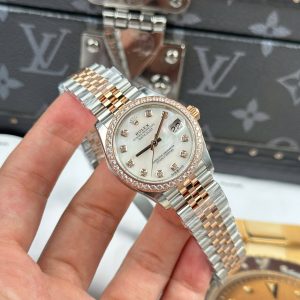 Đồng Hồ Rolex DateJust Mặt MOP Rep 11 Mạ Vàng Hồng Viền Đính Đá Xưởng THB 31mm (2)
