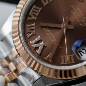 Đồng Hồ Rolex DateJust Nữ Replica 11 Demi Vàng Hồng Mặt Chocolate THB 31mm (2)