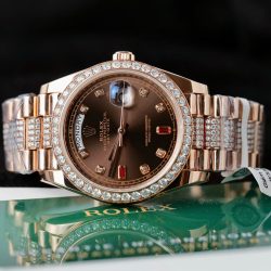 Đồng Hồ Rolex Day-Date Mặt Số Chocolate Chế Tác Bọc Vàng Thật + Đính Kim Cương Moissanite 36mm (2)