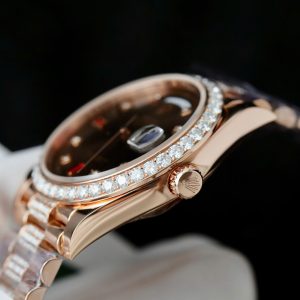 Đồng Hồ Rolex Day-Date Mặt Số Chocolate Chế Tác Bọc Vàng Thật + Đính Kim Cương Moissanite 36mm (2)