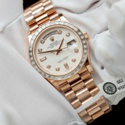 Đồng Hồ Rolex Day-Date Mặt Thiên Thạch Tuỳ Chỉnh Bọc Vàng Thật + Cọc Số Kim Cương Moissanite Baguette 36mm (2)