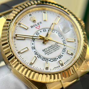 Đồng Hồ Rolex Replica 11 Sky-Dweller Mặt Trắng Mạ Vàng Nặng 192 Grams Xưởng ZF 42mm (1)