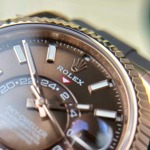 Đồng Hồ Rolex Sky-Dweller Mặt Nâu Chế Tác Mạ Vàng Hồng Nặng 192 Grams Xưởng ZF 42mm (2)