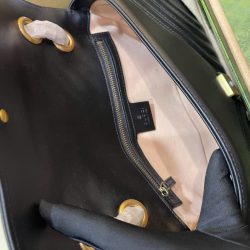 Túi Xách Gucci Marmont Siêu Cấp Nữ Màu Đen Khoá Vàng 26cm (2)