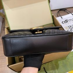 Túi Xách Gucci Marmont Siêu Cấp Nữ Màu Đen Khoá Vàng 26cm (2)