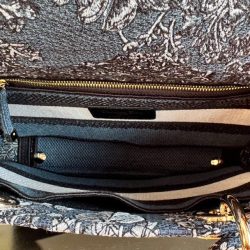 Túi Xách Hàng Hiệu Dior Lady Hoạ Tiết Thêu Thổ Cẩm 24cm (2)