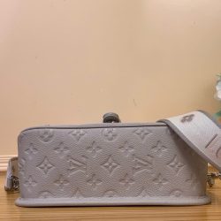 Túi Xách Louis Vuitton LV Diane Sac Like Auth Hoạ Tiết Dập Chìm 23x16x8 (2)