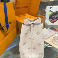 Túi Xách Louis Vuitton LV NeoNoe Like Auth Màu Trắng Sữa 25cm (2)