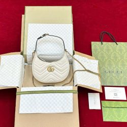 Túi Xách Nữ Gucci Marmont Siêu Cấp Màu Trắng Khoá Vàng 21x13cm (2)