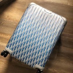 Vali Dior Siêu Cấp Hoạ Tiết Monogram Màu Xanh Dương 21Inch (2)