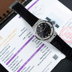 Đồng Hồ Hublot Classic Fusion Mặt Đen Chế Tác Vỏ Đính Full Kim Cương Thiên Nhiên 42mm (2)