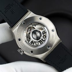 Đồng Hồ Hublot Classic Fusion Mặt Đen Chế Tác Vỏ Đính Full Kim Cương Thiên Nhiên 42mm (2)