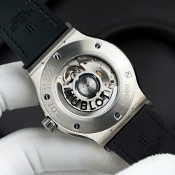 Đồng Hồ Hublot Classic Fusion Mặt Xám Chế Tác Vỏ Đính Full Kim Cương Thiên Nhiên 42mm (2)