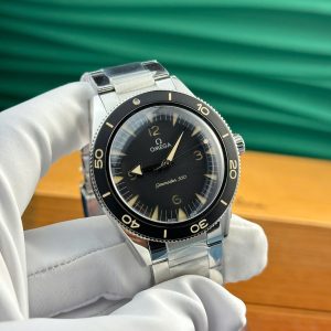 Đồng Hồ Omega Seamaster 300 Heritage Replica 1 1 Mặt Đen Dây Kim Loại Xưởng VS 41mm (2)